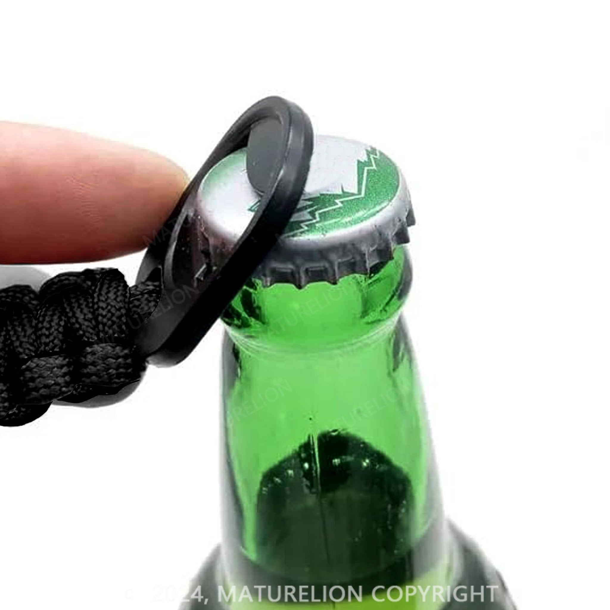 Maturelion Multifunctional Tool Keychain with Keyring and Bottle Opener