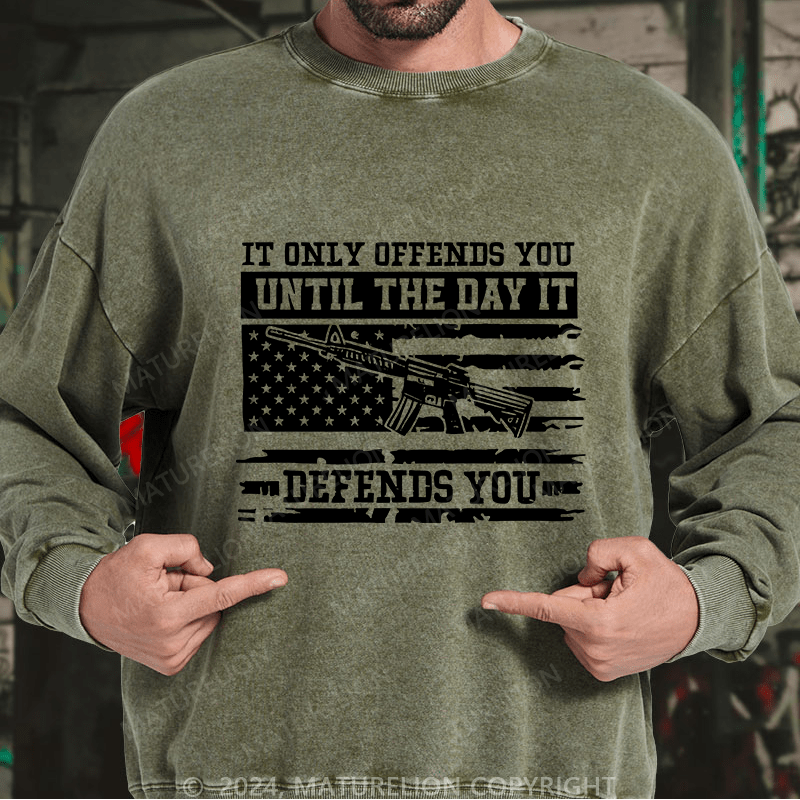 Maturelion Men's Sweatshirt It Only Offends You Defends You Custom Sweatshirt