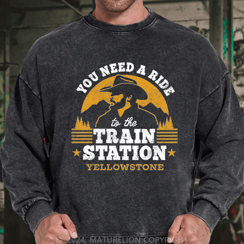 Maturelion Men's Sweatshirt Yellowstone Wheelers Train Station T-Shirt