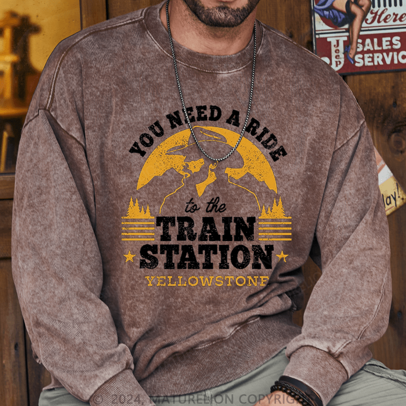 Maturelion Men's Sweatshirt Yellowstone Wheelers Train Station T-Shirt