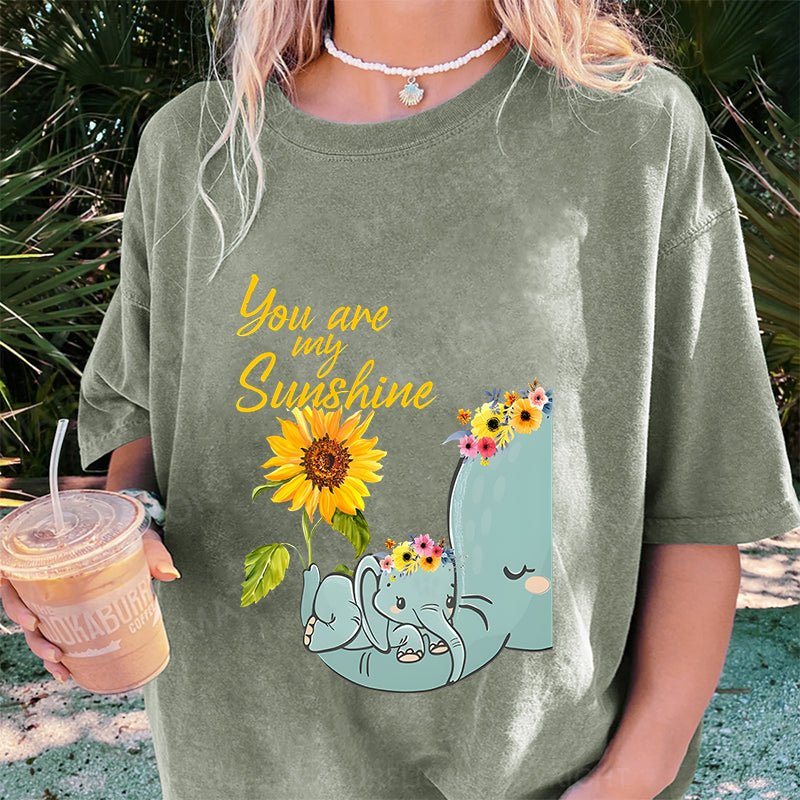 Maturelion You Are My Sunshine Hippie Sunflower Elephant DTG Printing Washed Cotton T-Shirt