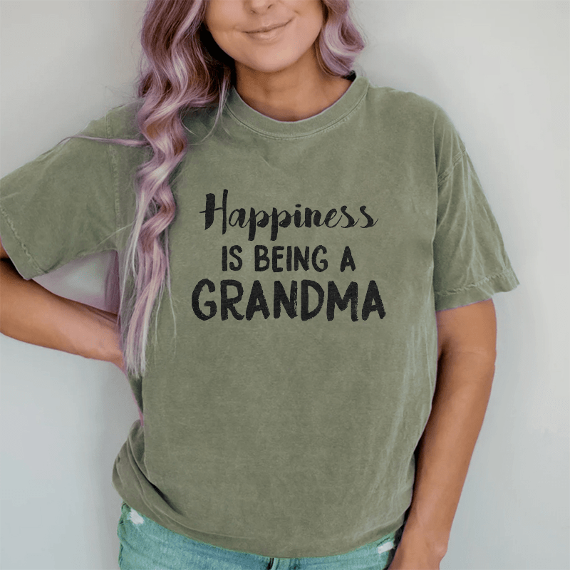 Maturelion Happiness Is Being A Grandma DTG Printing Washed Cotton T-Shirt