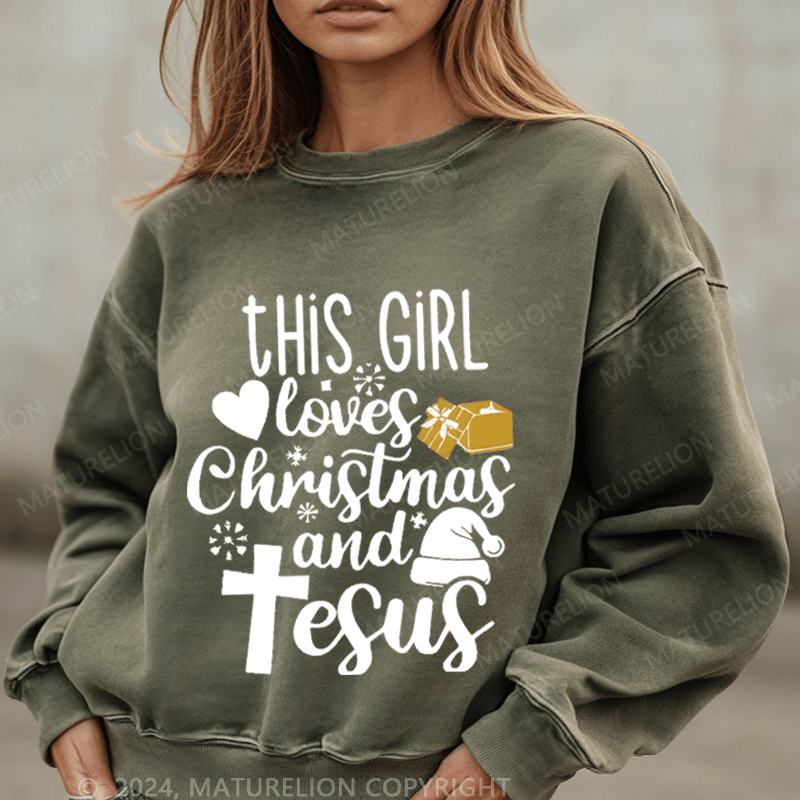 Maturelion Christmas Sweatshirt This Girl Loves Christmas And Juses Women Sweatshirt