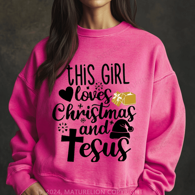 Maturelion Christmas Sweatshirt This Girl Loves Christmas And Juses Women Sweatshirt