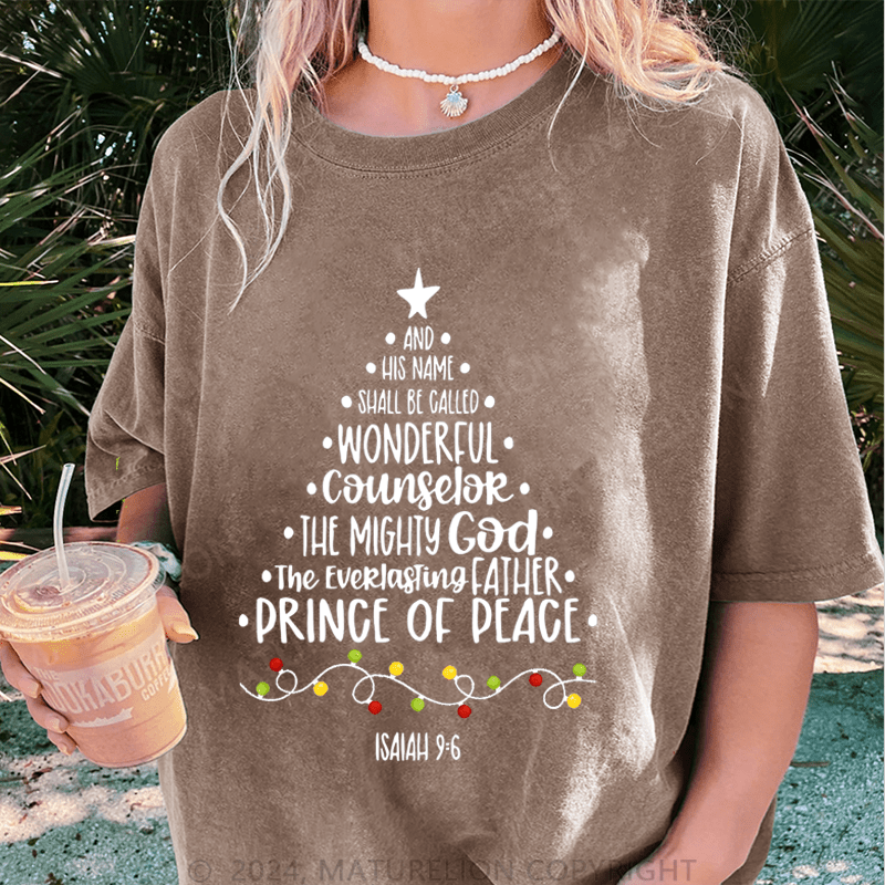 Maturelion Christmas T-Shirt His Name Shall Be Called Wonderful Counselor Women T-Shirt