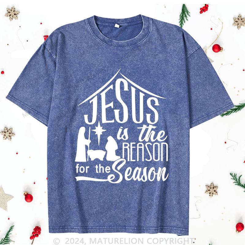 Maturelion Christmas T-Shirt Juses Is The Season For The Season Women T-Shirt