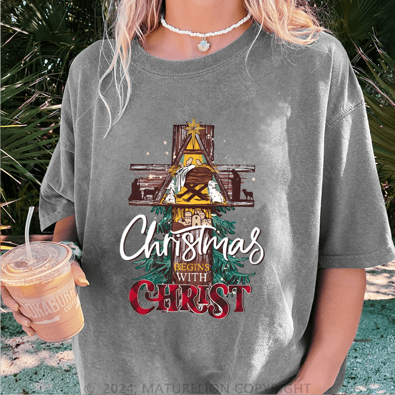 Maturelion Christmas T-Shirt chtistmas being with christ Women T-Shirt