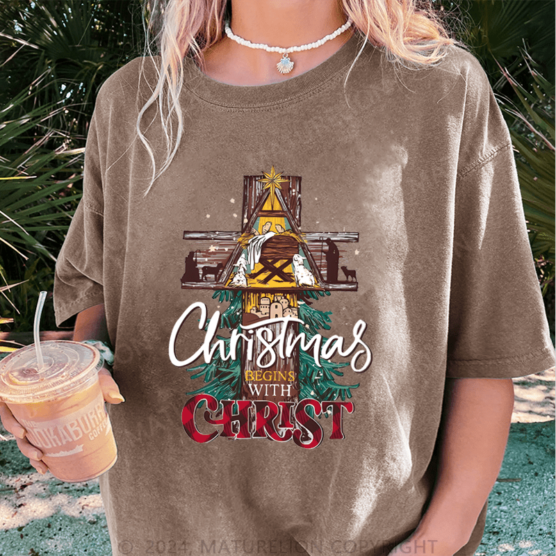 Maturelion Christmas T-Shirt chtistmas being with christ Women T-Shirt