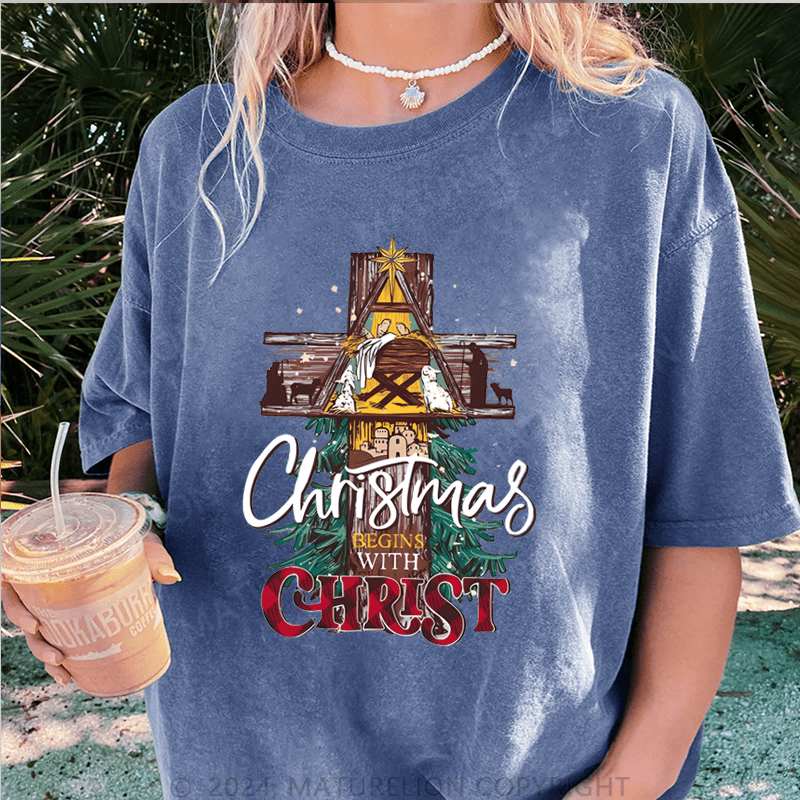 Maturelion Christmas T-Shirt chtistmas being with christ Women T-Shirt