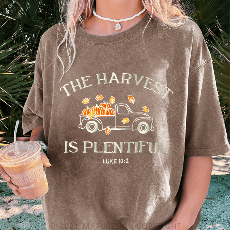 Maturelion Christmas T-Shirt the harvest is plentiful luke10:2 Women T-Shirt