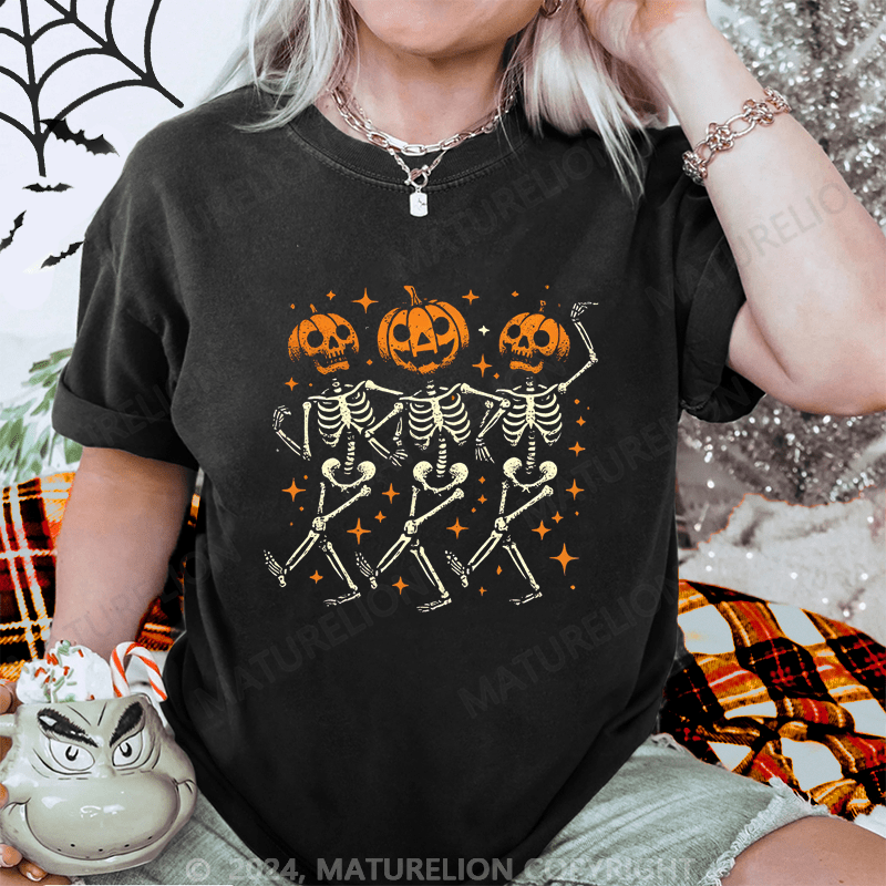 Maturelion Halloween Dancing Skeleton Washed T-Shirt