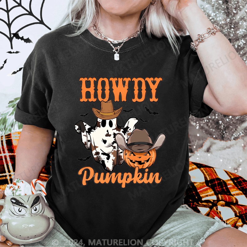 Maturelion Halloween Howdy Pumpkin Washed T-Shirt