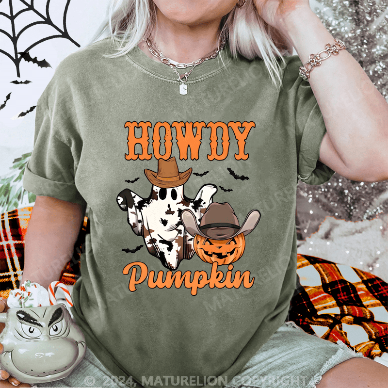 Maturelion Halloween Howdy Pumpkin Washed T-Shirt