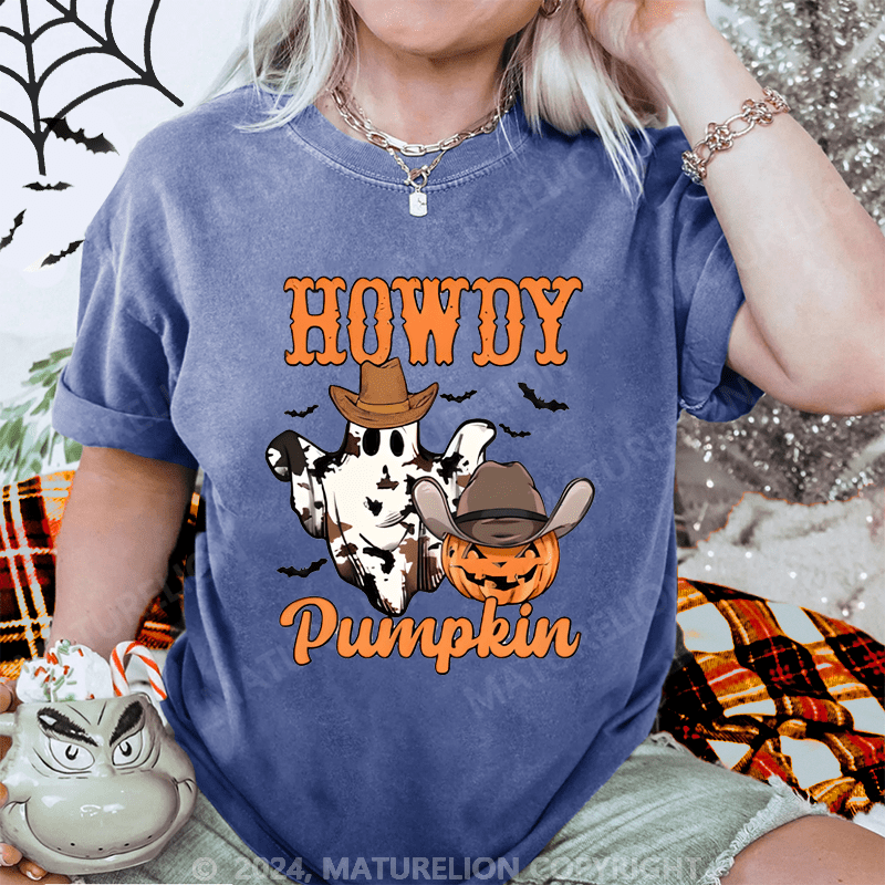 Maturelion Halloween Howdy Pumpkin Washed T-Shirt