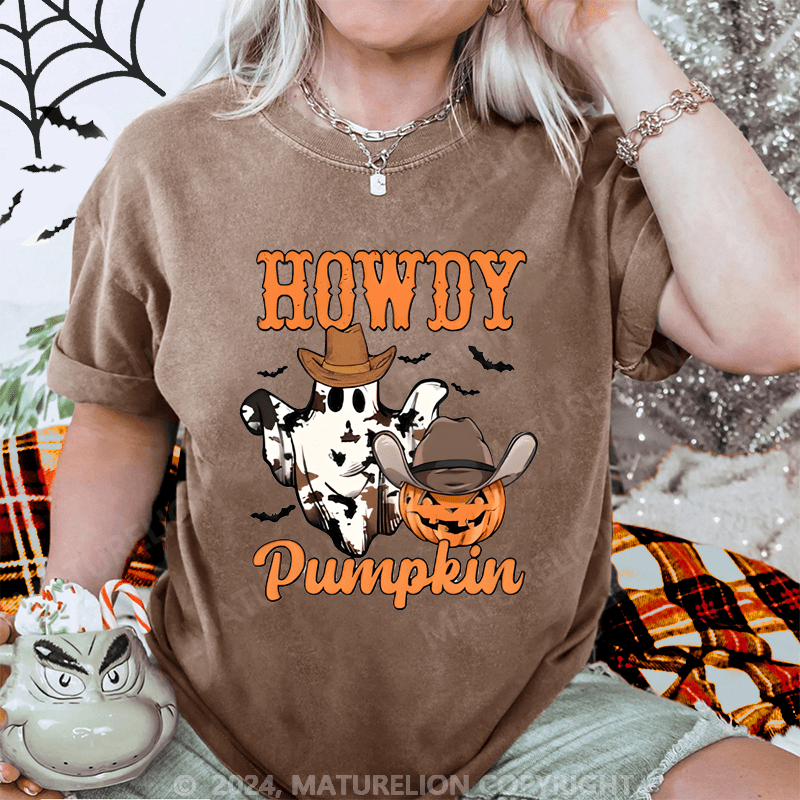 Maturelion Halloween Howdy Pumpkin Washed T-Shirt