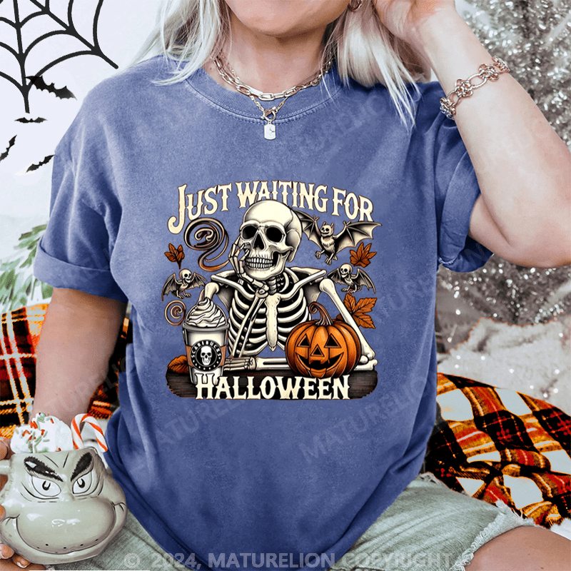 Maturelion Halloween Just Waiting for Halloween Washed T-Shirt