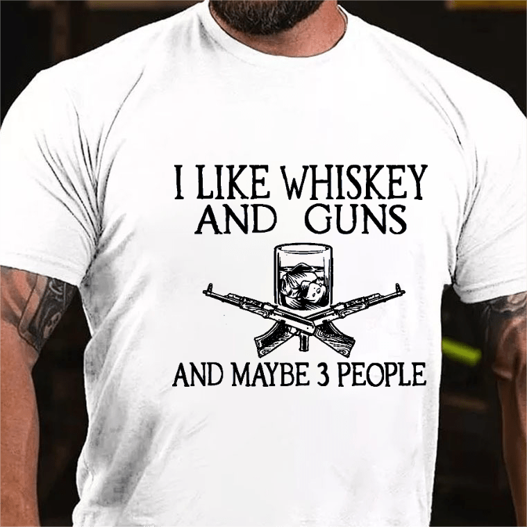 Maturelion I Like Whiskey And Guns And Maybe 3 People Print Men's T-shirt