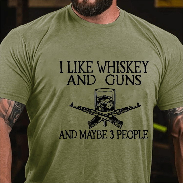 Maturelion I Like Whiskey And Guns And Maybe 3 People Print Men's T-shirt