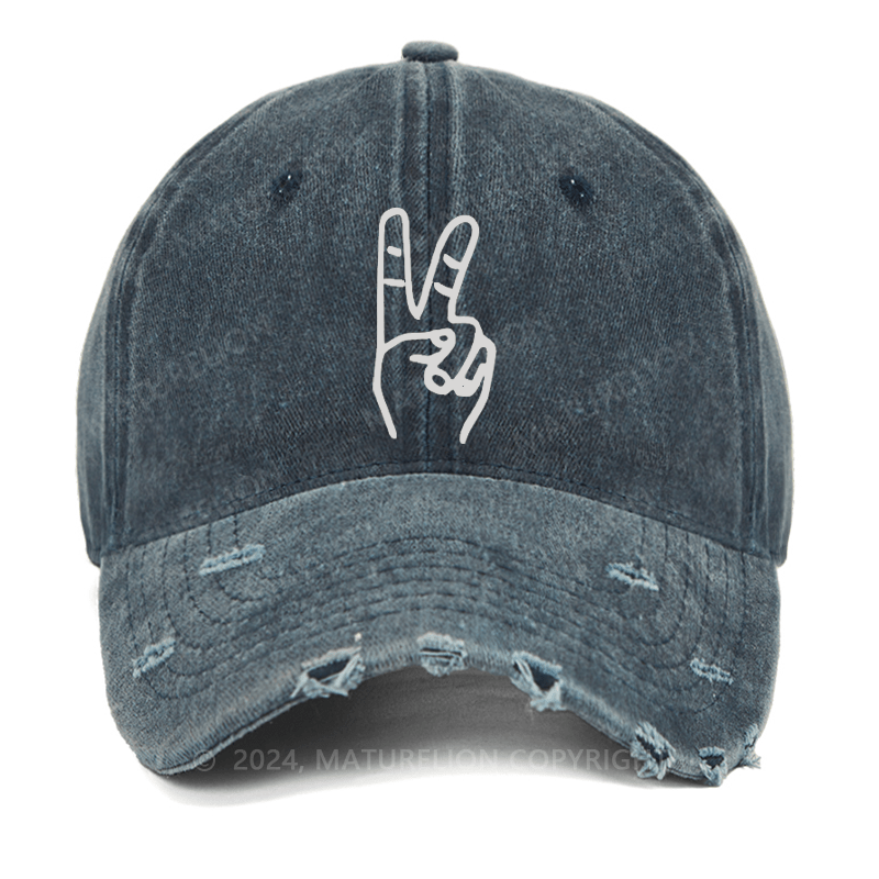 Maturelion Victory Hand Two Fingers Washed Vintage Cap