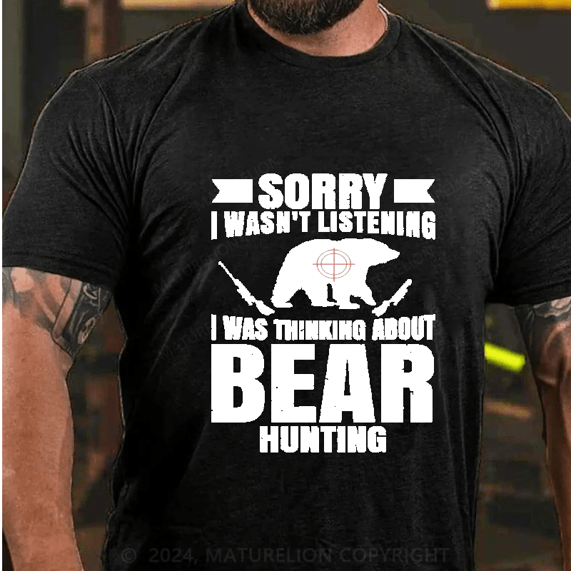 Maturelion Bear Hunting Lover Fan Hunter Hobby Gun Cotton T-Shirt