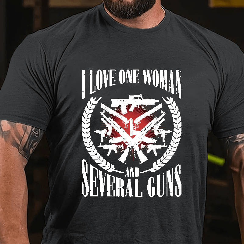 Maturelion I Love One Women And Several Guns Cotton T-shirt