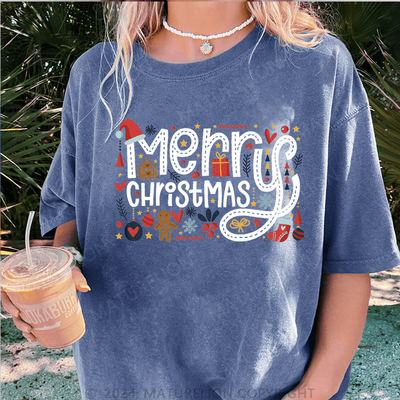 Maturelion Merry Christmas Women T-Shirt