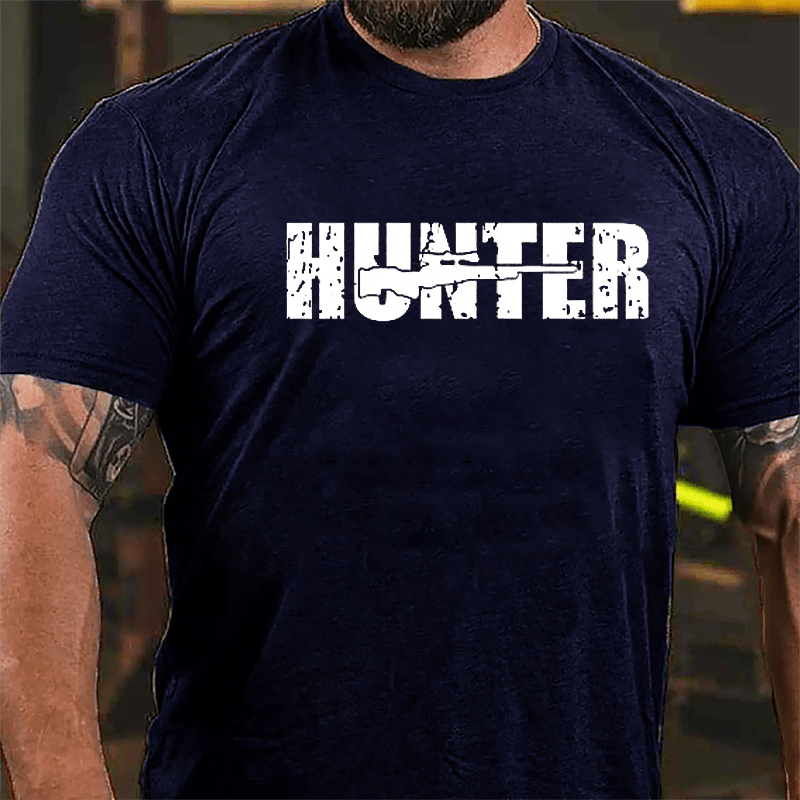 Hunter Gun Print Cotton T-shirt